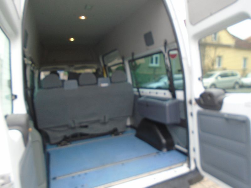 Ford Transit (2014) 2.2 TDCi L3H3 Bus 9 míst AC - fotka 5 z 30