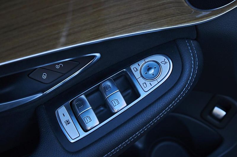 Mercedes-Benz Třídy C (2017) Mercedes C200 - T (kombi) - fotka 10 z 21