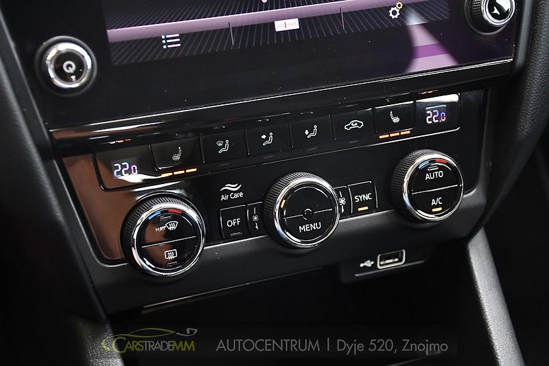 Škoda Octavia 1,6TDI STYLE ČR  - fotka 33 z 53