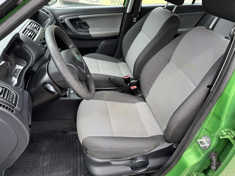 Škoda Fabia 1,2i 51kW TAŽNÉ - fotka 11 z 19