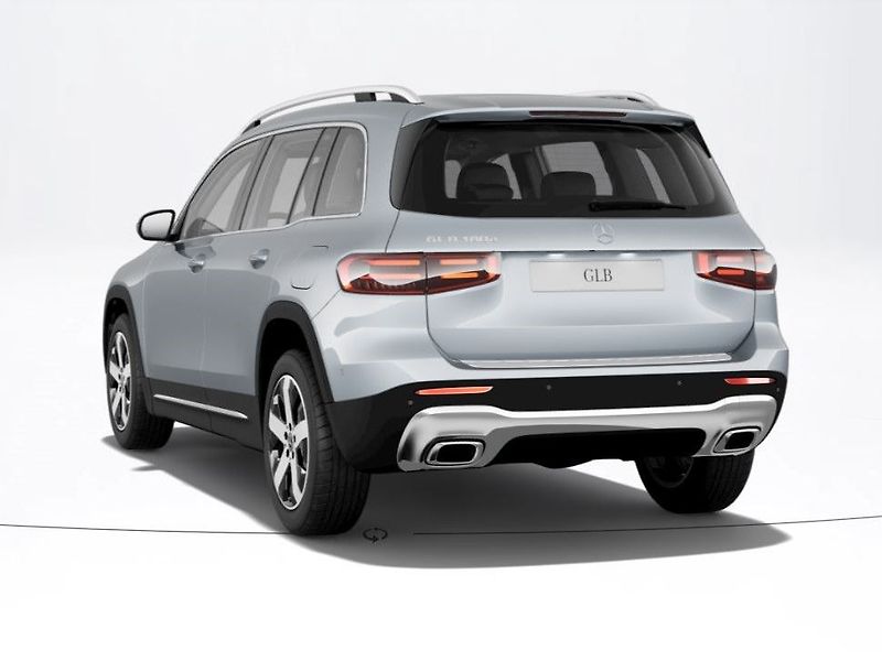 Mercedes-Benz GLB 180 d - fotka 4 z 9
