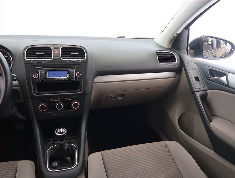 Volkswagen Golf (2009) 1.4 16V, ČR,1.maj, Serv.kniha - fotka 8 z 14