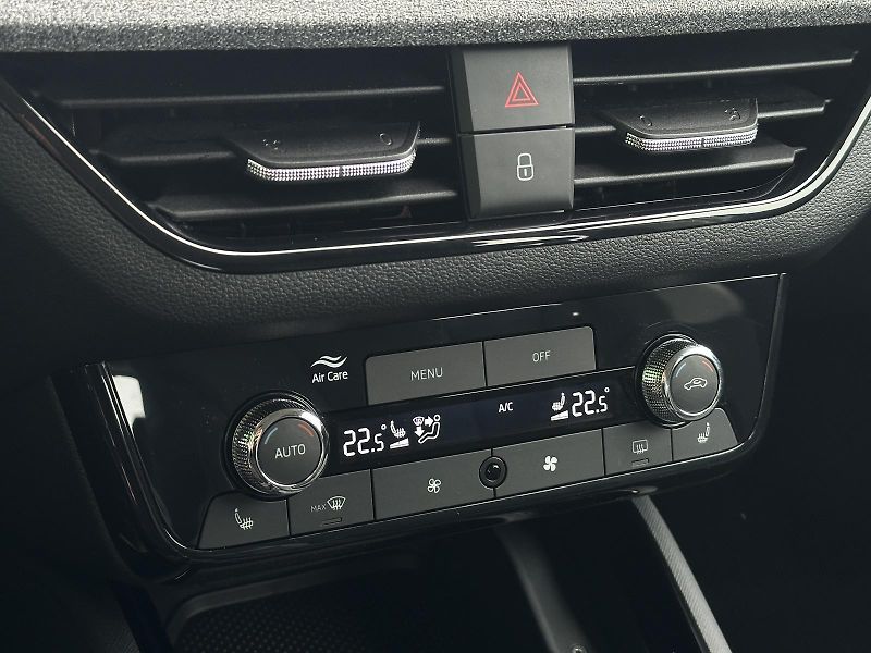Škoda Kamiq 1.0TSi 116PS Selection 2Z.KLIM - fotka 20 z 37