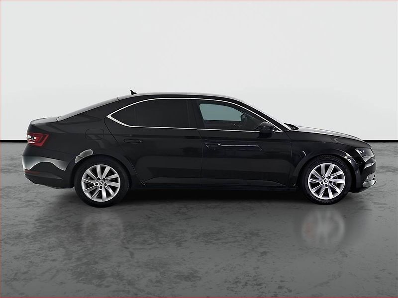 Škoda Superb (2019) Style 1.5 TSI, Kůže, Navi - fotka 6 z 16