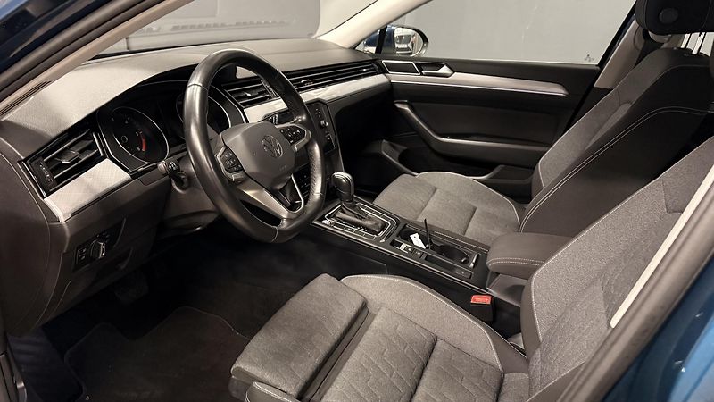 Volkswagen Passat (2023) 2.0TDI,DSG,ZÁRUKA,LED,DIESEL - fotka 27 z 60