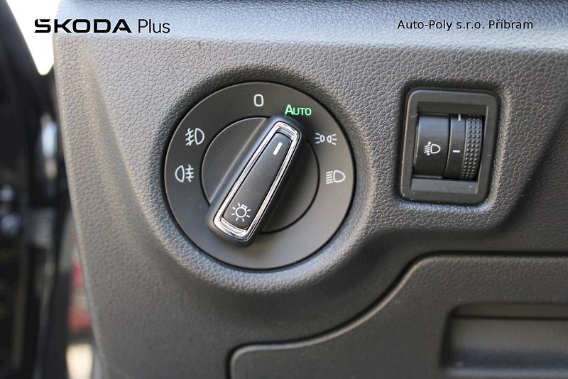 Škoda Scala (2025) Selection 1.0TSI / 85kW 6°MP - fotka 12 z 24
