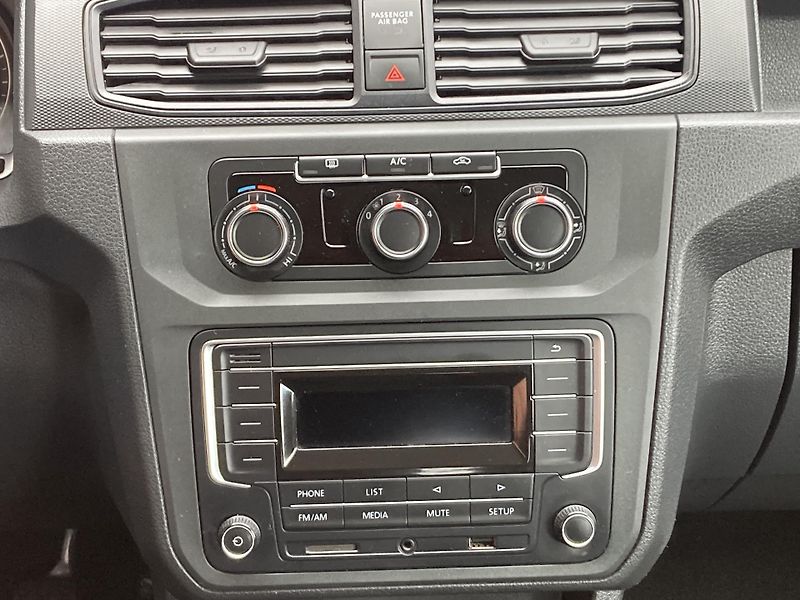 Volkswagen Caddy (2020) 2.0 TDi nové brzdy ZARUKA km - fotka 13 z 19