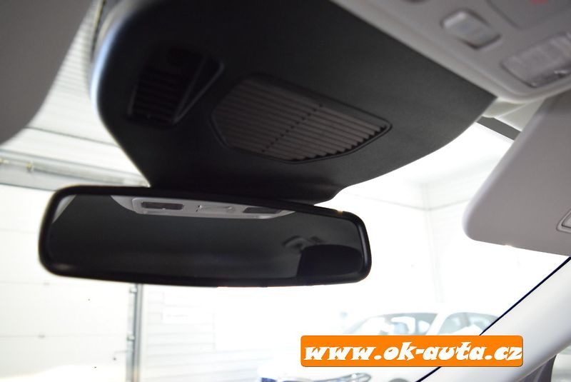 Ford Kuga 2.5 HYBRID TITANIUM 2023  - fotka 46 z 60