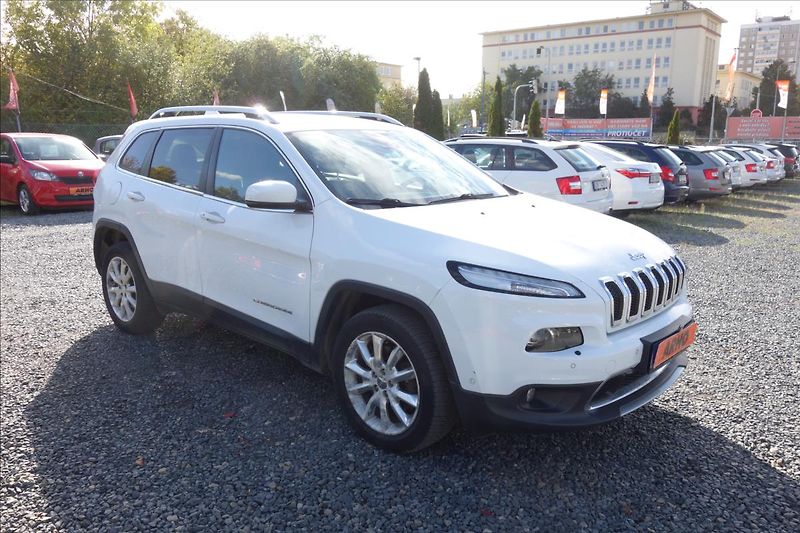 Jeep Cherokee 2,2 M-JET, ČR, LIMITED, 4WD. - fotka 1 z 5