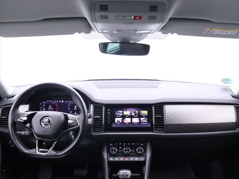 Škoda Kodiaq 2,0 TDI 147kW DSG Style 4x4 DP - fotka 32 z 41
