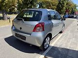 Toyota Yaris 1.3i - náhled 9