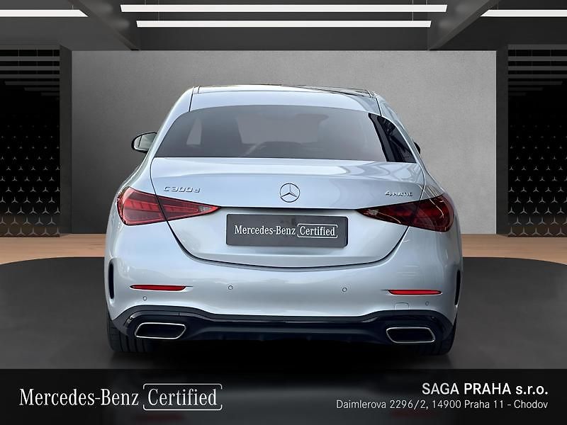 Mercedes-Benz Třídy C 300 d 4MATIC AMG Night Panoram - fotka 5 z 18