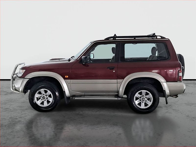 Nissan Patrol (2003) 3.0 DTi, 4X4 - fotka 3 z 14