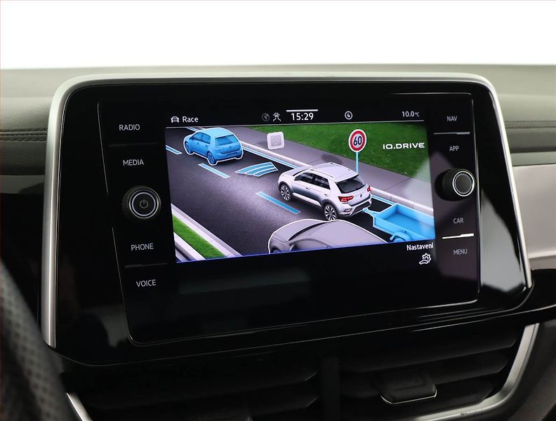 Volkswagen T-Roc (2022) R 2.0 TSI 4Motion - fotka 28 z 28