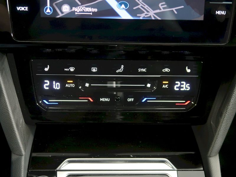 Volkswagen Arteon Shooting Brake (2022) R-LINE 2.0TDI 147KW 4x4 DSG - fotka 33 z 41