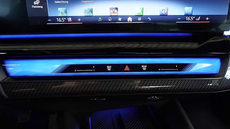 BMW i5 xDrive40 M-Sport HuD 360 Venti - fotka 18 z 24