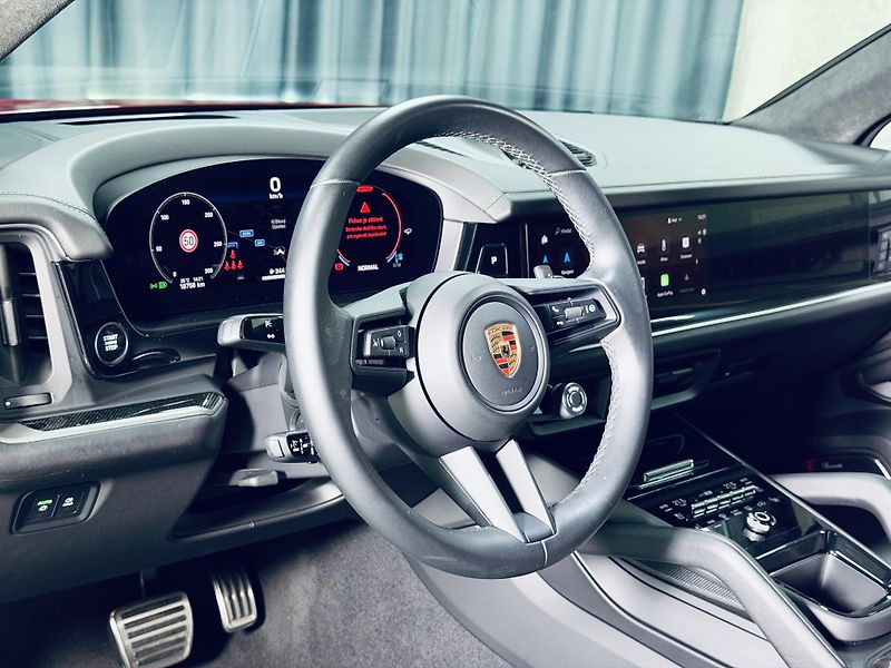 Porsche Cayenne (2024) S V8 SPORTDESIGN BURM MAX.VYB - fotka 15 z 38