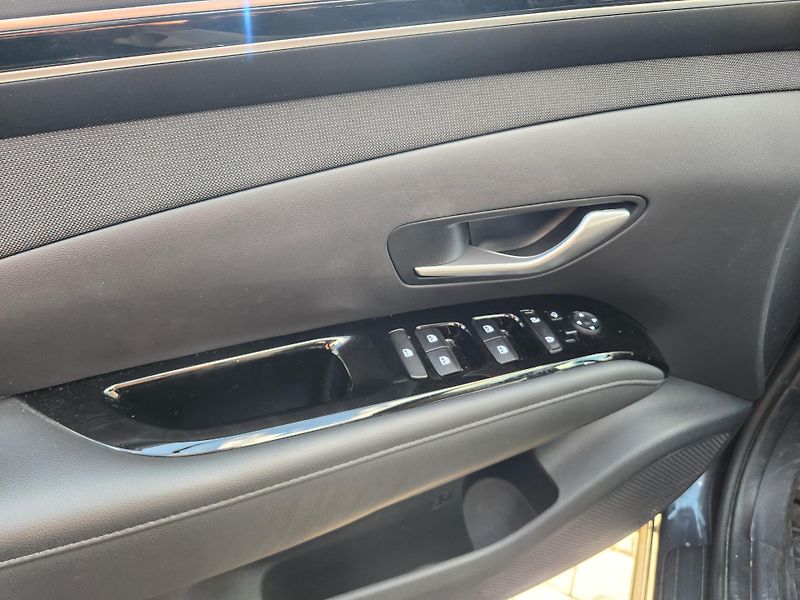 Hyundai Tucson 1.6-1.MAJITEL-V ZÁRUCE-MHEV - fotka 13 z 16