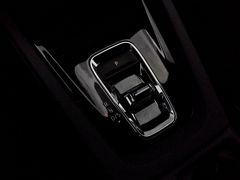 Škoda Octavia (2022) Combi SportLine 2,0 Tdi 110 Kw - fotka 25 z 40