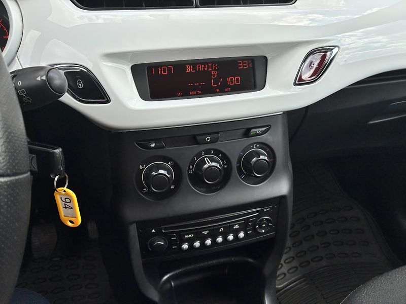 Citroën C3 1.2 VTi 60kW - fotka 16 z 19