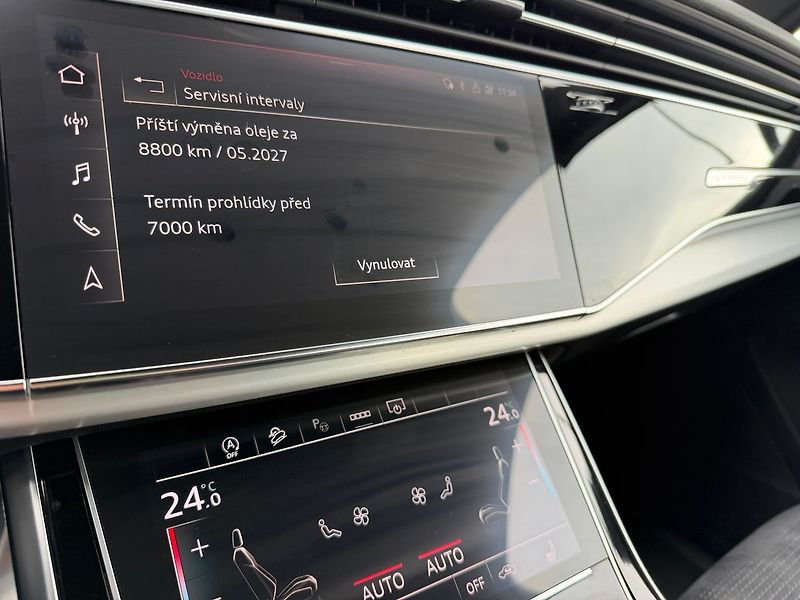 Audi Q7 S-Line  210kW Matrix - fotka 16 z 25