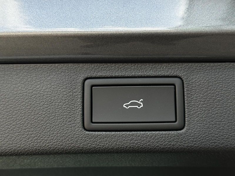 Škoda Kamiq 1.5TSi DSG Monte Carlo 150PS M - fotka 43 z 47