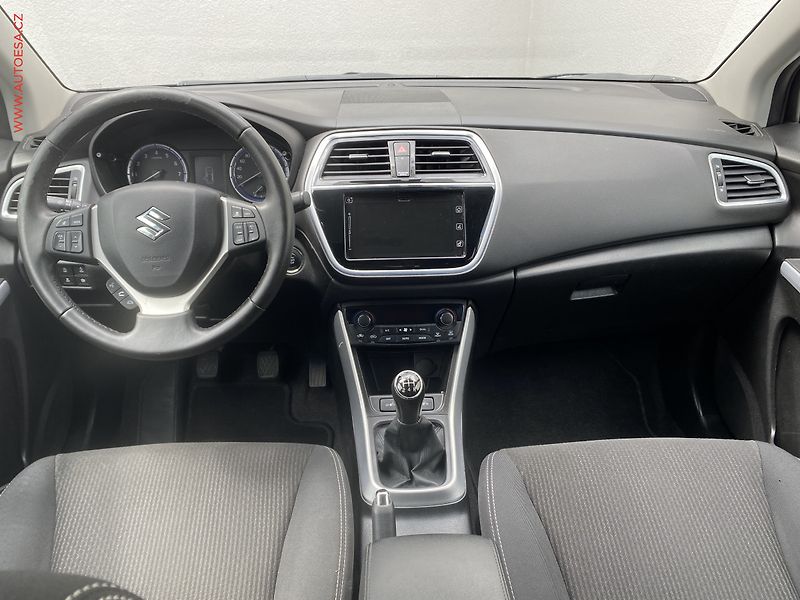 Suzuki S-Cross (2018) 1.0BJet, Premium, bixen - fotka 8 z 17