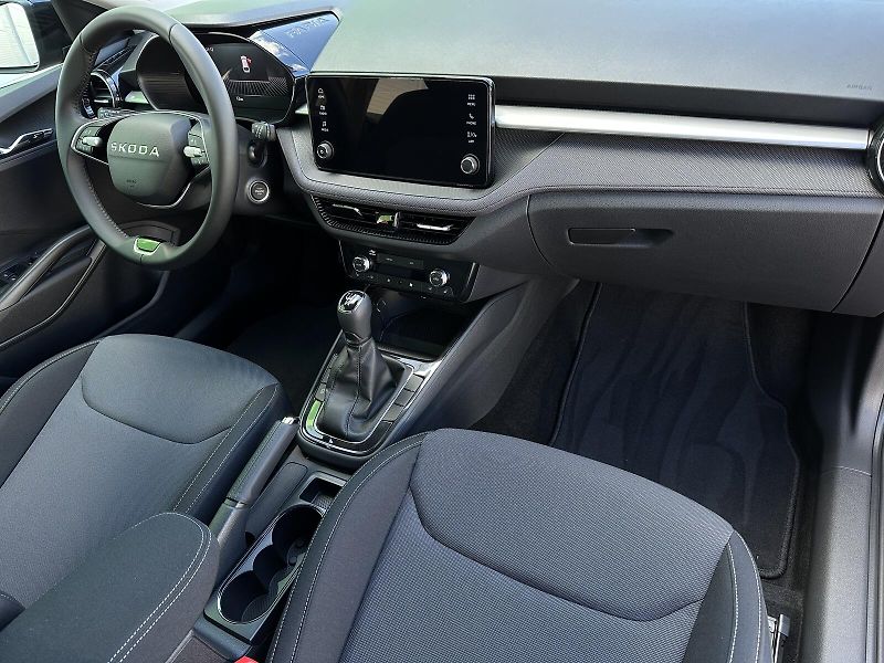 Škoda Fabia 1.0TSi Selection 95PS LED V.Co - fotka 35 z 37