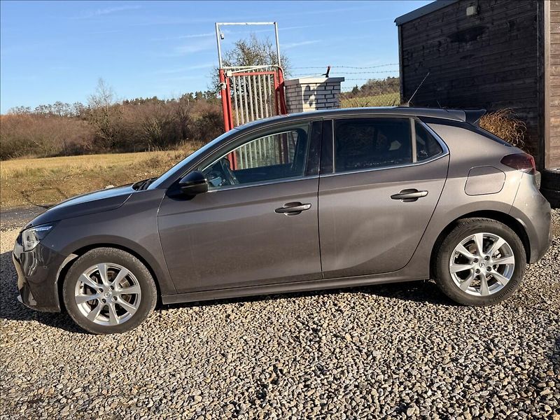 Opel Corsa 1,2 74kW AUTOMAT,NAVI,PANO,LED - fotka 8 z 44