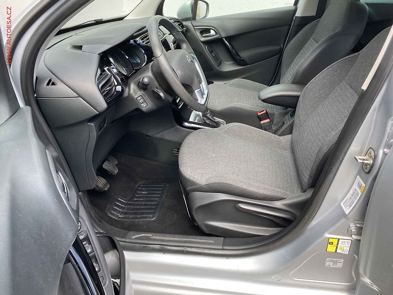 Citroën C3 (2016) 1.2 PT, Exclusive, navi - fotka 9 z 17