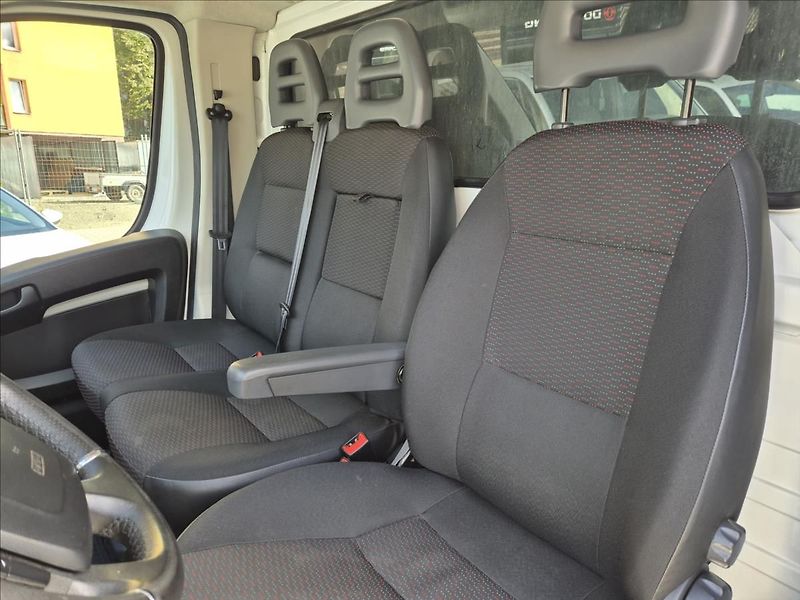 Peugeot Boxer BlueHDI 10 PALET - fotka 14 z 24