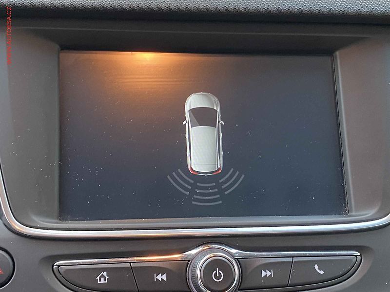 Opel Crossland X (2018) 1.2 T, Innovation, park. - fotka 17 z 18