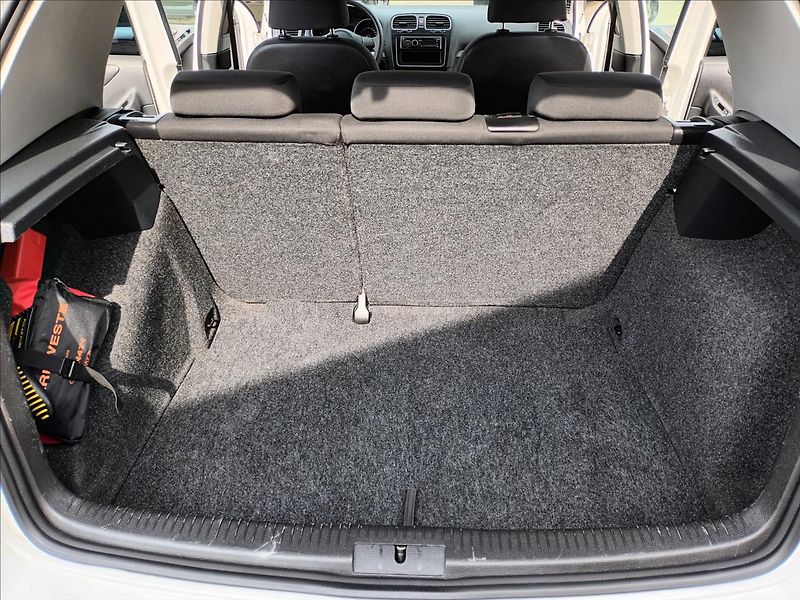 Volkswagen Golf 1,4 16V,59KW,TREND,KLIMA,ESP, - fotka 20 z 33
