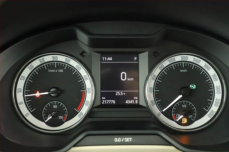 Škoda Octavia (2017) Style 1.6 TDI, Automat, ČR - fotka 8 z 15