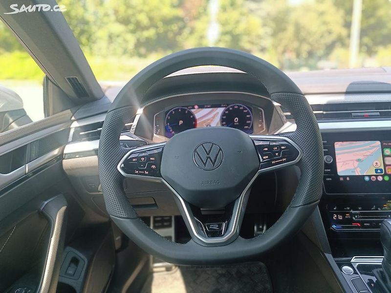 Volkswagen Arteon (2021) 2,0Tsi DSG R-line 140kW CZ - fotka 11 z 14