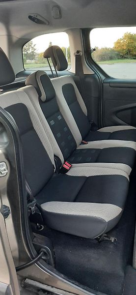 Citroën Berlingo (2015) CitroënBerlingoXTR1.6 HDi 84kW - fotka 11 z 12