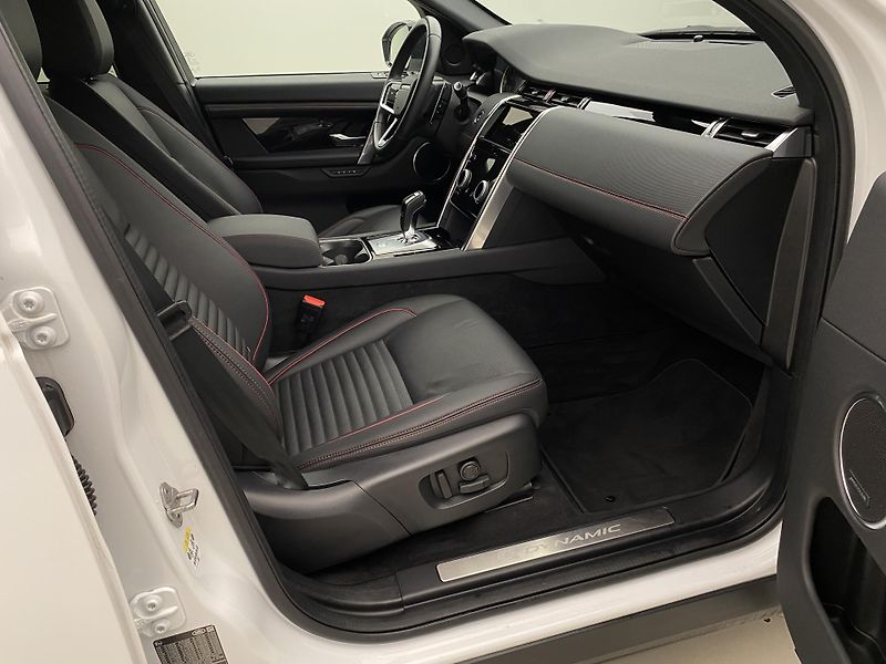 Land Rover Discovery Sport P200 R-DYNAMIC SE AWD AUT - fotka 23 z 47