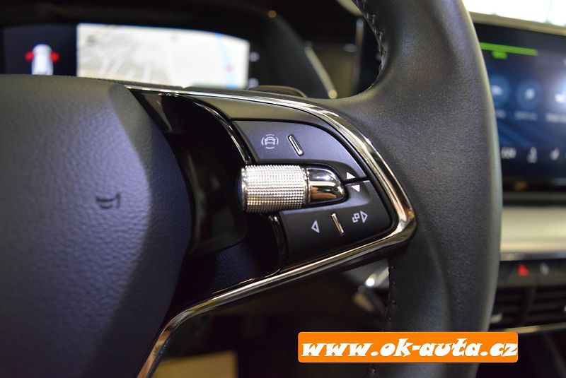 Škoda Octavia 2.0 TDI STYLE PLUS MATRIX DSG  - fotka 46 z 77