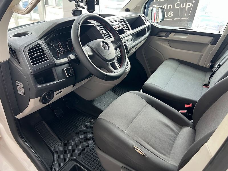 Volkswagen Transporter 2,0TDI 75kW - fotka 5 z 12