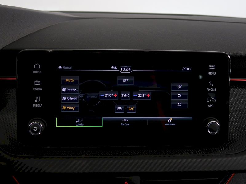 Škoda Scala (2025) MONTE CARLO 1.0TSI 85KW DSG - fotka 27 z 38