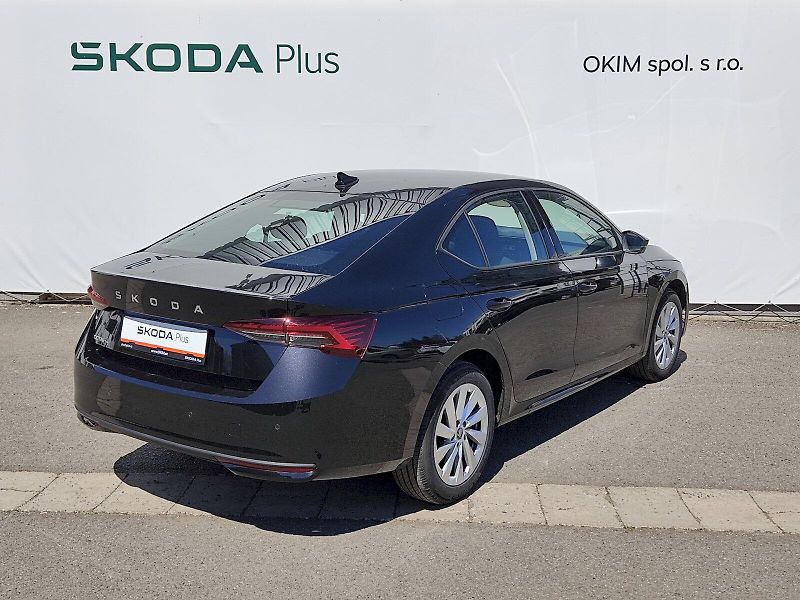 Škoda Octavia (2025) Selection Business 1,5 Tsi 110 - fotka 2 z 34