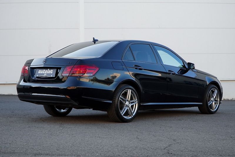 Mercedes-Benz Třídy E 200 cdi EXECUTIVE - fotka 13 z 30