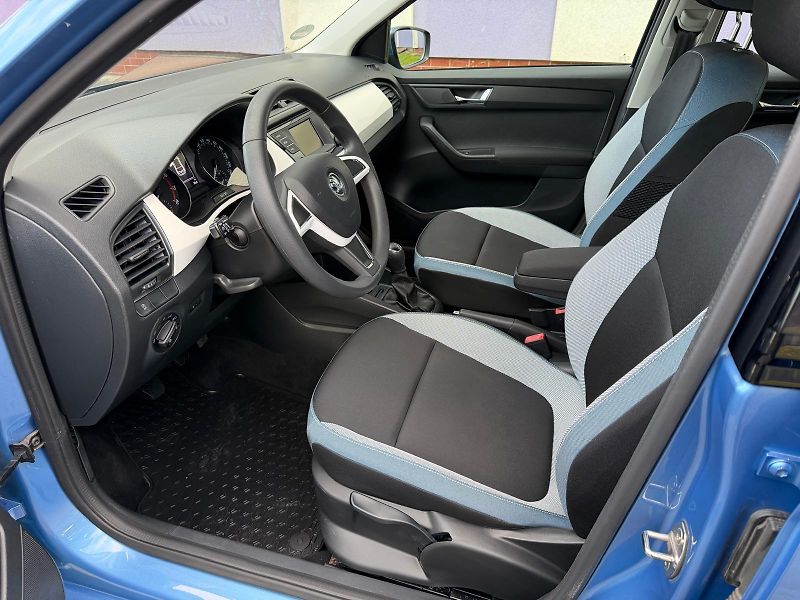 Škoda Fabia 1,2 TSi /66kW/servis.kn. - fotka 9 z 23