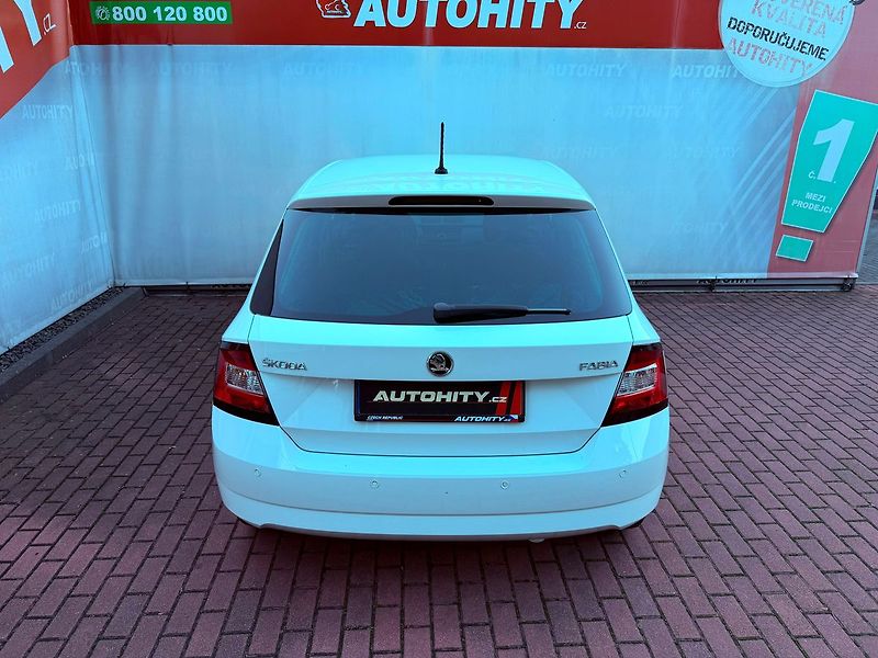 Škoda Fabia 1.0 MPi Ambition - fotka 7 z 24