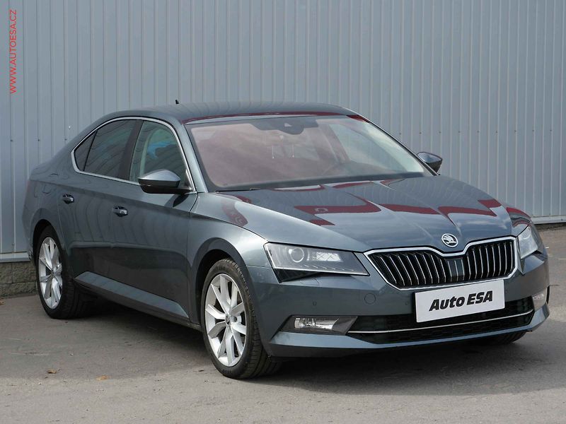 Škoda Superb (2017) 2.0TDi, Bixen, navi - fotografie inzerátu