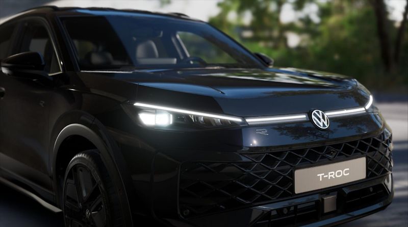 Volkswagen T-Roc (2026) 1,5 eTSI 110 kW 7DSG  R-Line - fotka 4 z 9