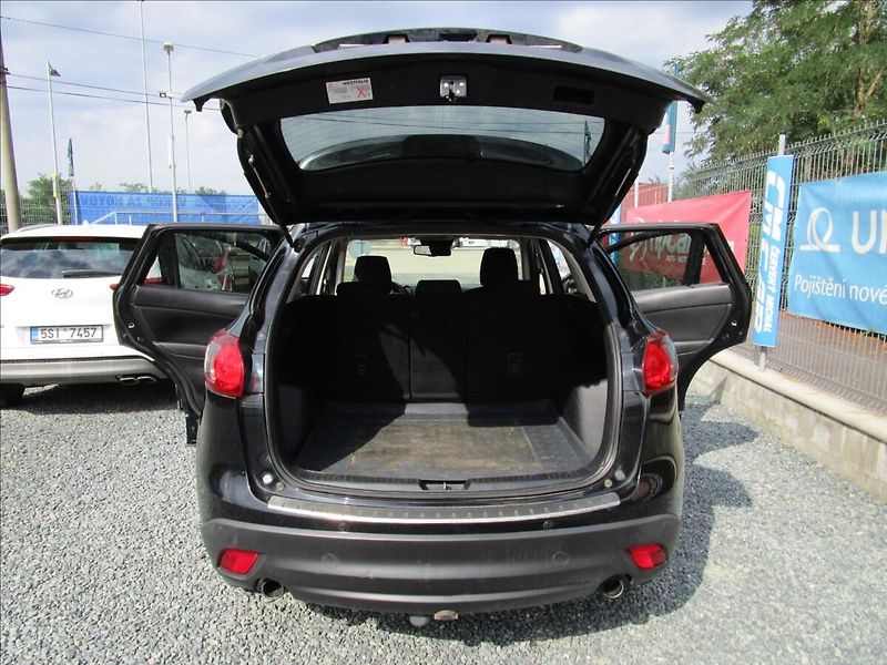Mazda CX-5 2.2 Skyactiv-D, aut. klima - fotka 31 z 38