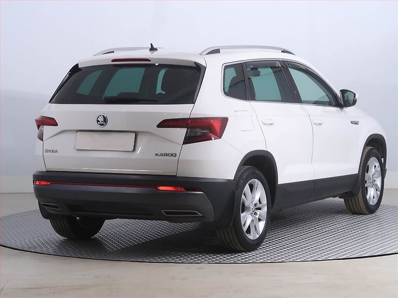 Škoda Karoq (2018) Style 1.5 TSI, Automat - fotka 5 z 24