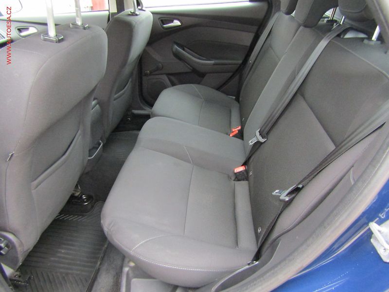 Ford Focus (2015) 1.5 TDCi, 2.maj,ČR, AC - fotka 10 z 14