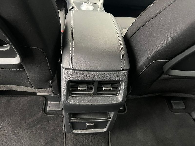 Ford Galaxy 2.0 EcoBlue, 140 kW, Cebia - fotka 28 z 45